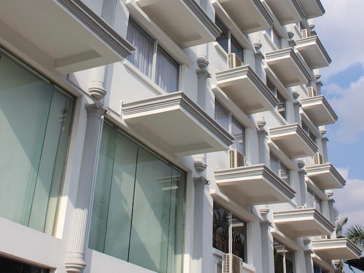 Hotel Yankin Rangoon Buitenkant foto